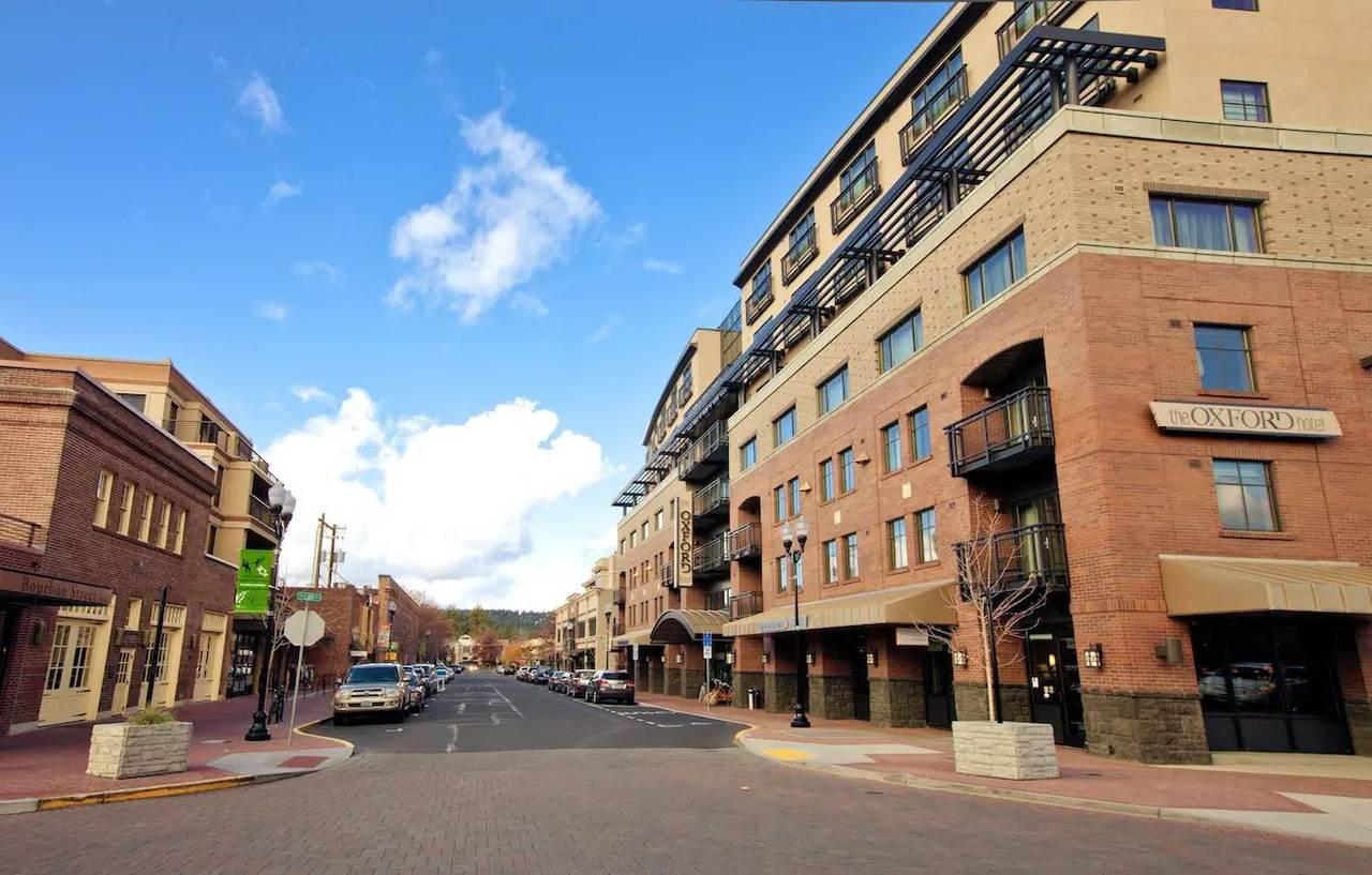 Oxford Hotel Bend Exterior foto