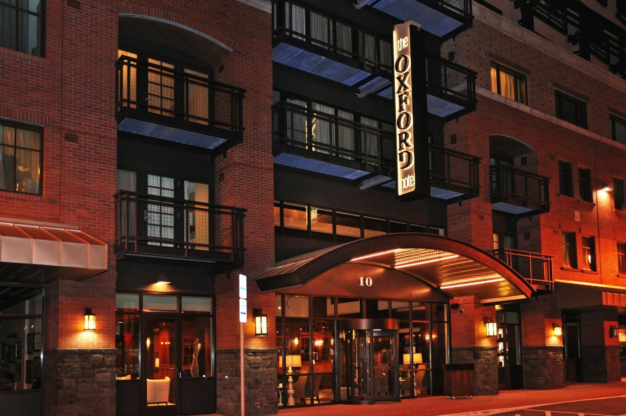 Oxford Hotel Bend Exterior foto